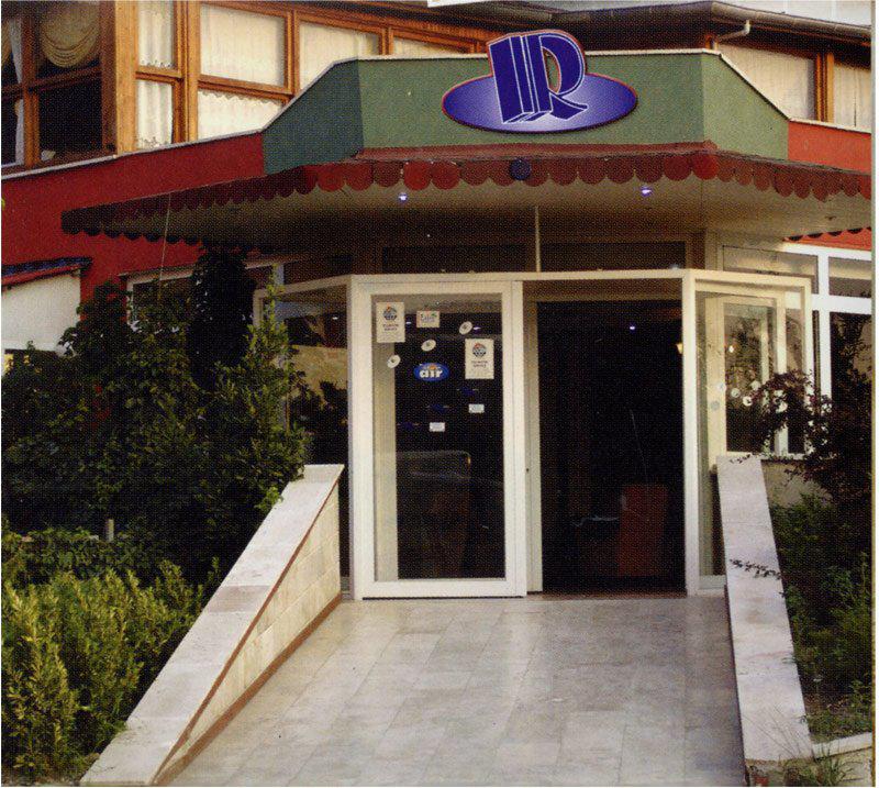 Pam Thermal Hotel Clinic & Spa Pamukkale Exterior photo Entrance of the hotel