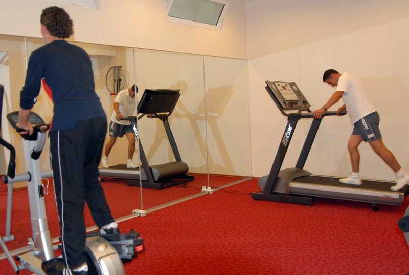 Pam Thermal Hotel Clinic & Spa Pamukkale Exterior photo A treadmill