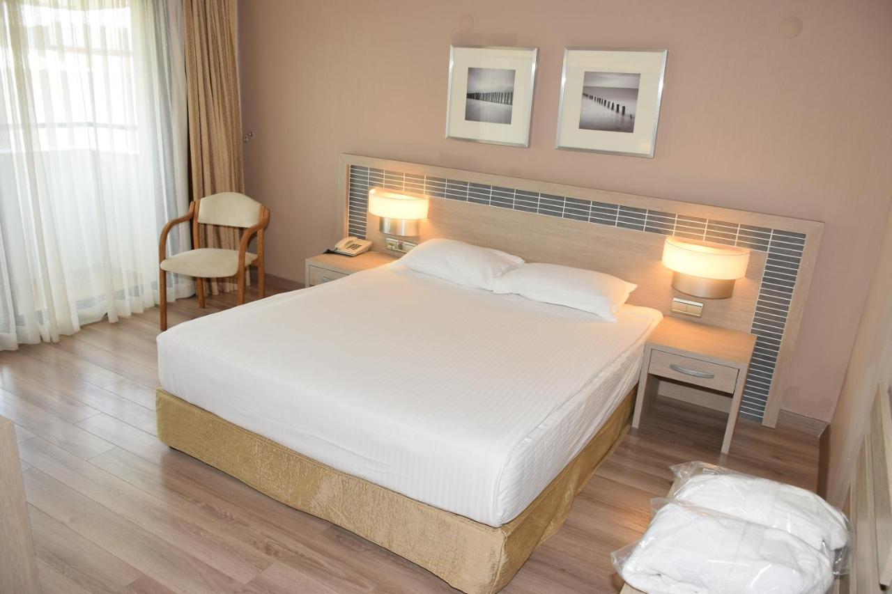 Pam Thermal Hotel Clinic & Spa Pamukkale Exterior photo A bedroom