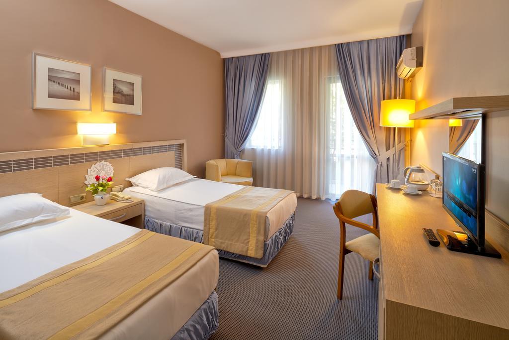 Pam Thermal Hotel Clinic & Spa Pamukkale Room photo